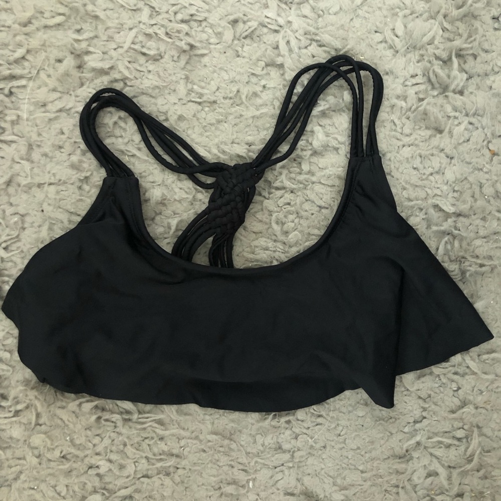 Xhilaration bikini top!